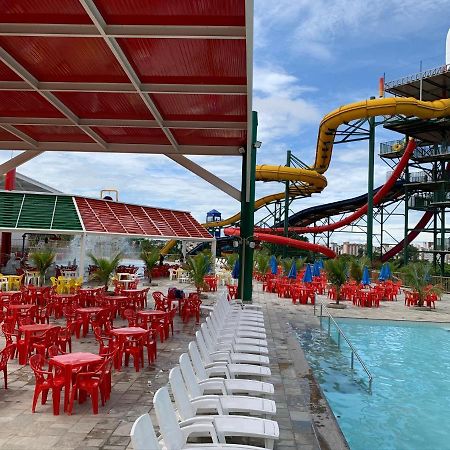 Appartamento Piazza Diroma C/ Acqua Park - Viaggio Locacoes Por Temporada Caldas Novas Esterno foto