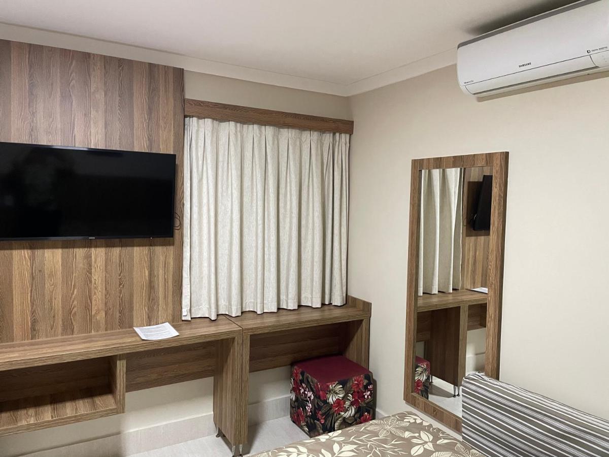 Appartamento Piazza Diroma C/ Acqua Park - Viaggio Locacoes Por Temporada Caldas Novas Esterno foto