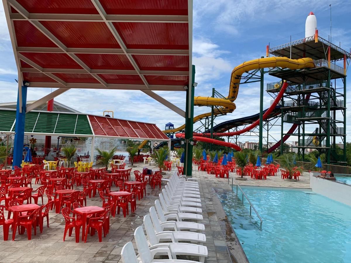 Appartamento Piazza Diroma C/ Acqua Park - Viaggio Locacoes Por Temporada Caldas Novas Esterno foto