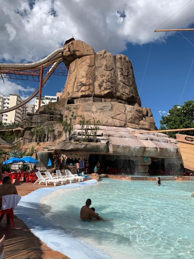 Appartamento Piazza Diroma C/ Acqua Park - Viaggio Locacoes Por Temporada Caldas Novas Esterno foto