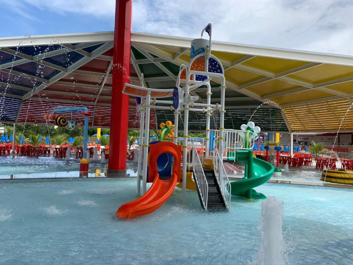 Appartamento Piazza Diroma C/ Acqua Park - Viaggio Locacoes Por Temporada Caldas Novas Esterno foto